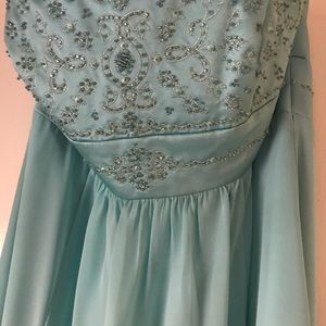 David’s Bridal strapless dress